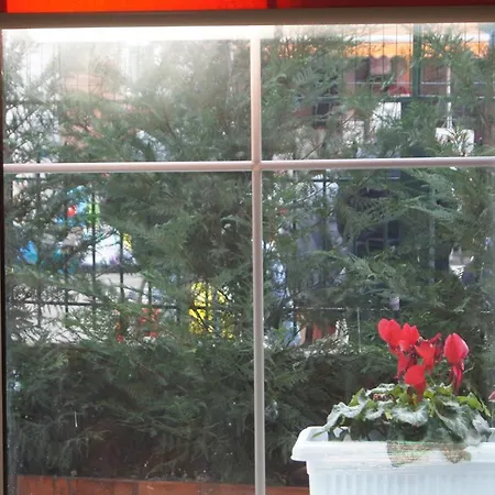 Metropol 23 Hostel *