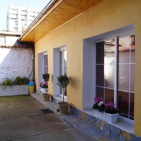 Albergue Metropol 23