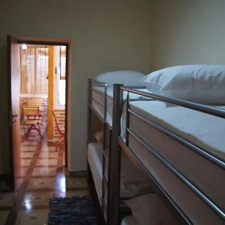 Metropol 23 * Tirana